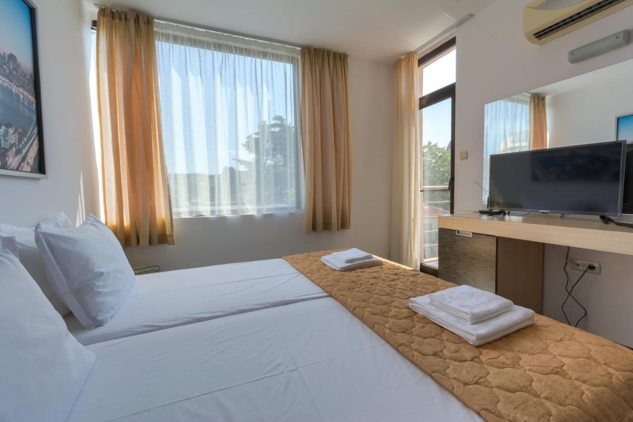 Hotel Odyssey Sozopol Exteriör bild