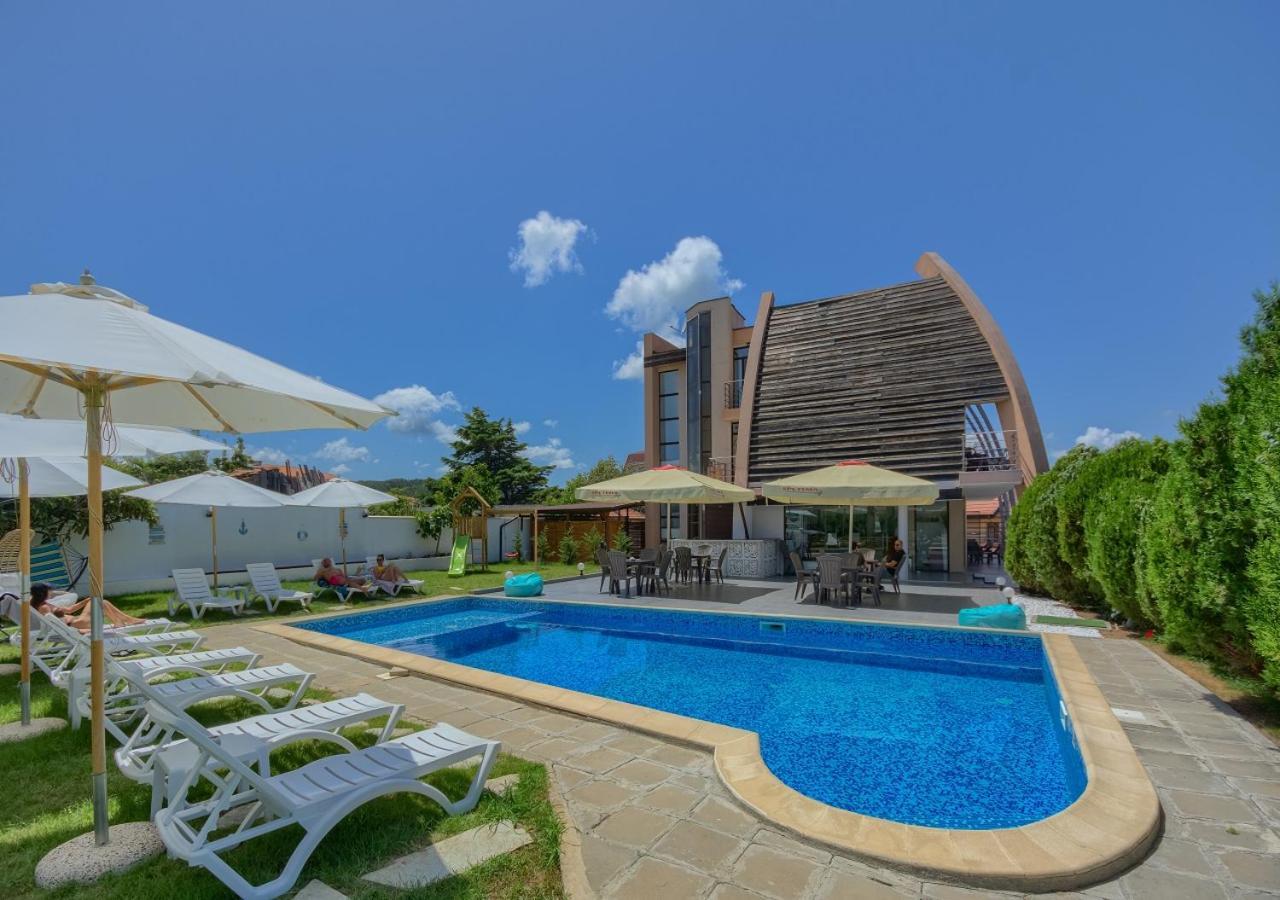 Hotel Odyssey Sozopol Exteriör bild